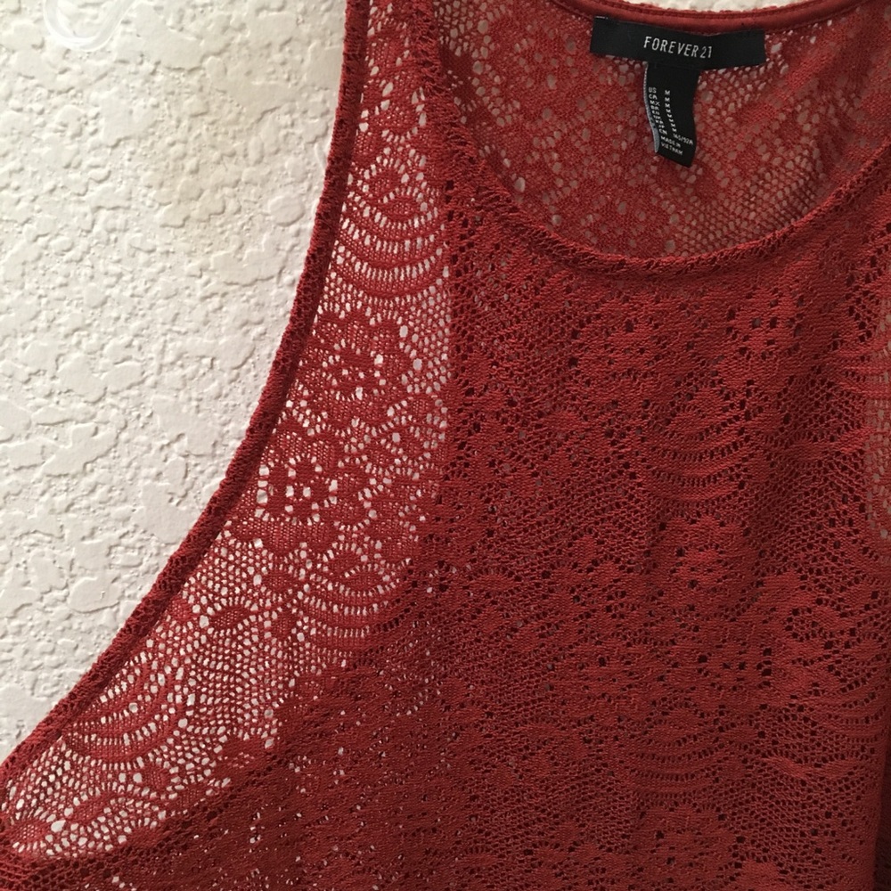 ⚡️2for$20⚡️Burnt orange floral lace tank top - Picture 3 of 4